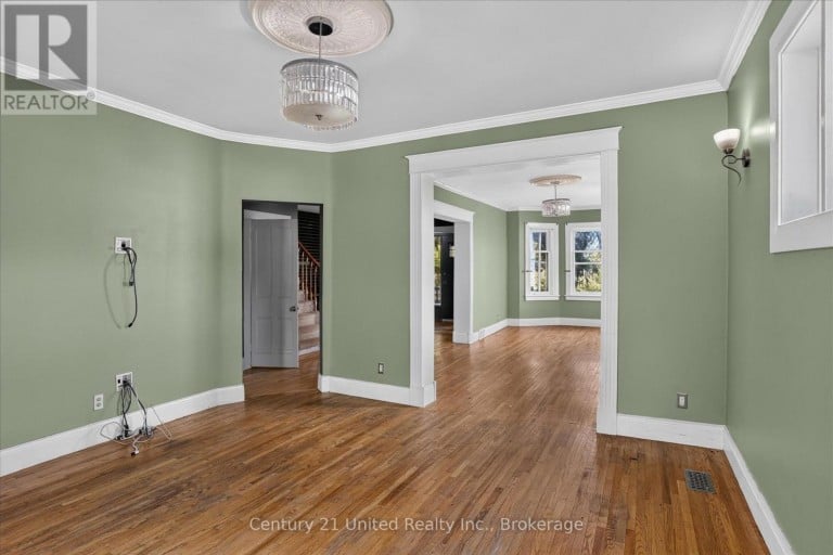 272 BURNHAM STREET, Peterborough (Ashburnham Ward 4), Ontario, K9H1T3