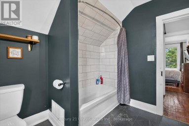 9 CRANDALL STREET Kawartha Lakes (Lindsay) Ontario photo 17