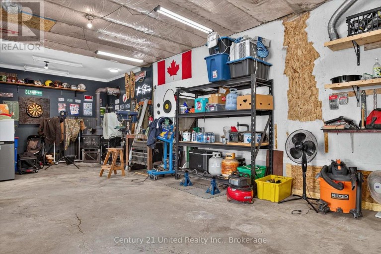 9 CRANDALL STREET, Kawartha Lakes (Lindsay), Ontario, K9V1R9