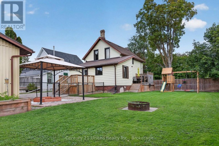 9 CRANDALL STREET, Kawartha Lakes (Lindsay), Ontario, K9V1R9