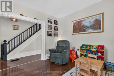9 CRANDALL STREET Kawartha Lakes (Lindsay) Ontario photo 5
