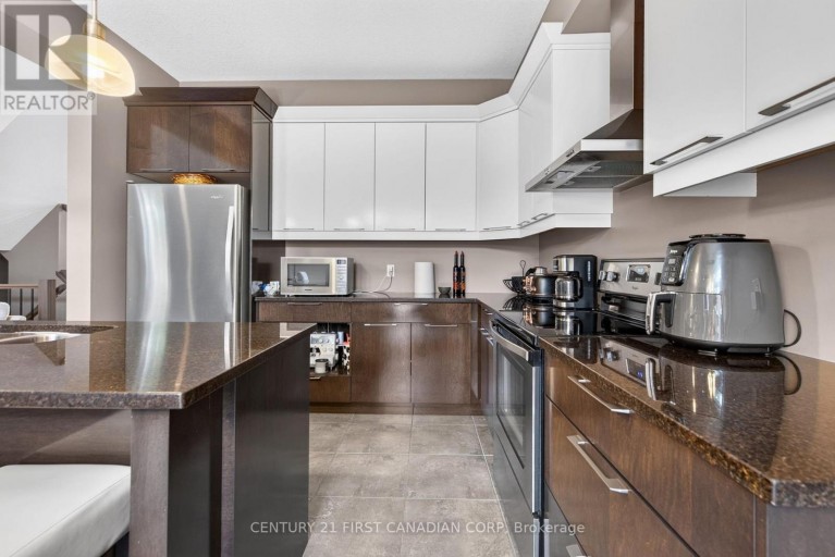 98 - 275 CALLAWAY ROAD, London North (North R), Ontario, N6G0M3