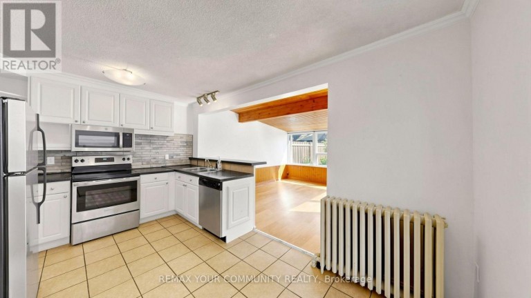 73 ROBINSON AVENUE, Toronto (Oakridge), Ontario, M1L3S9