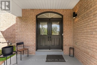 49 SONLEY DRIVE Whitby (Taunton North) Ontario photo 3