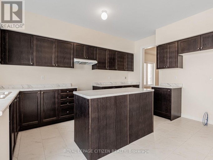 4 HEATHER FULLERTON ROAD, Georgina (Sutton & Jackson's Point), Ontario, L0E1R0