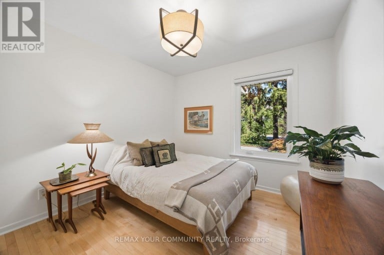 238 MILL STREET, Richmond Hill (Mill Pond), Ontario, L4C4B3