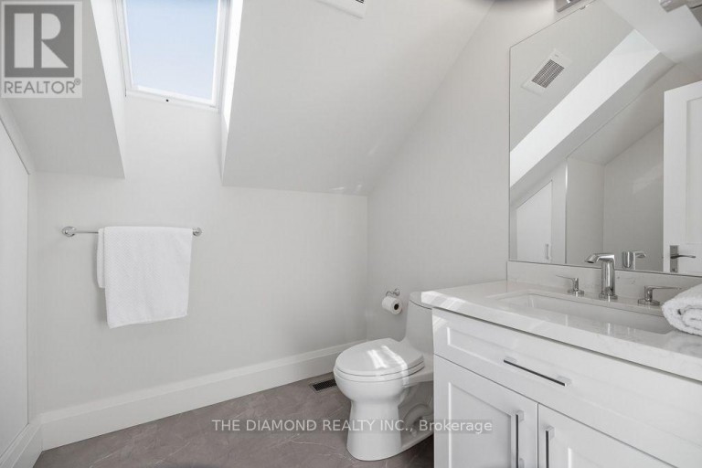188-190 WESTMINSTER AVENUE, Toronto (High Park-Swansea), Ontario, M6R1P1