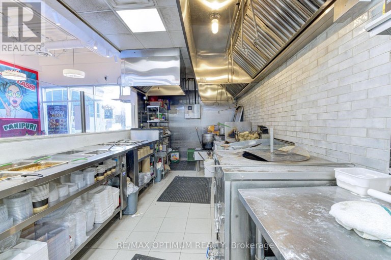 3 - 1 GLENN HAWTHORNE BOULEVARD, Mississauga (Hurontario), Ontario, L5R0C2