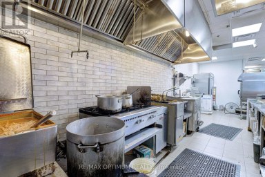 3 - 1 GLENN HAWTHORNE BOULEVARD Mississauga (Hurontario) Ontario photo 4