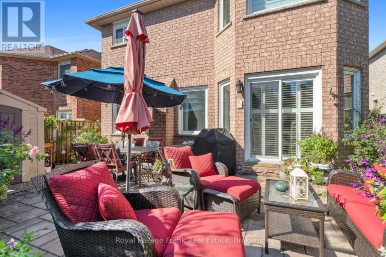 39 MCIVOR STREET, Whitby (Rolling Acres), Ontario, L1R2L7