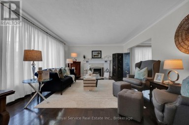 801 KING STREET Whitby (Downtown Whitby) Ontario photo 5