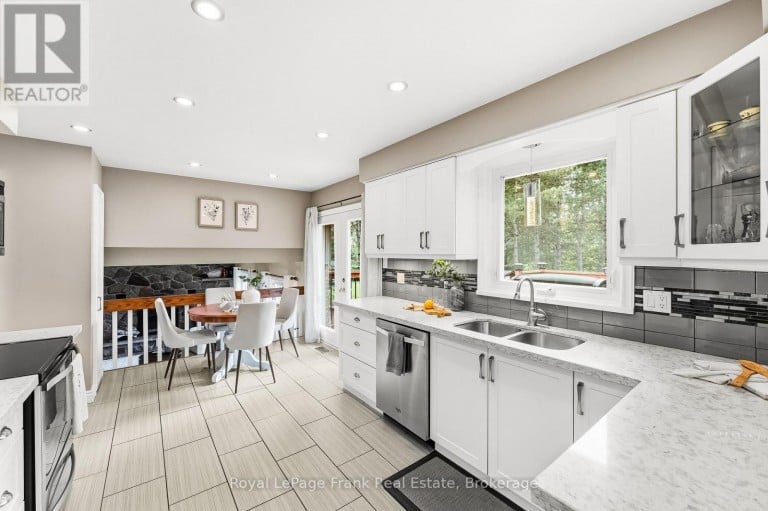 32 JACOBSEN BOULEVARD, Scugog, Ontario, L0C1H0