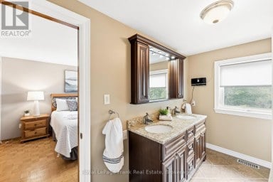 32 JACOBSEN BOULEVARD Scugog Ontario photo 20