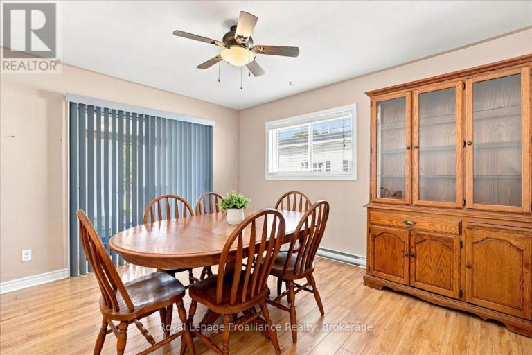10 NIGHTINGALE LANE, Quinte West (Sidney Ward), Ontario, K8N4Z3