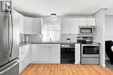 10 NIGHTINGALE LANE Quinte West (Sidney Ward) Ontario photo 6