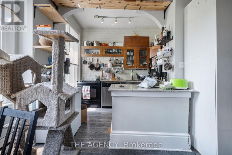 31 ROSE AVENUE, Toronto (Cabbagetown-South St. James Town), Ontario, M4X1N7