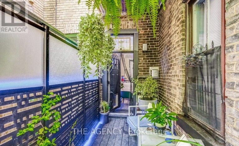 31 ROSE AVENUE, Toronto (Cabbagetown-South St. James Town), Ontario, M4X1N7