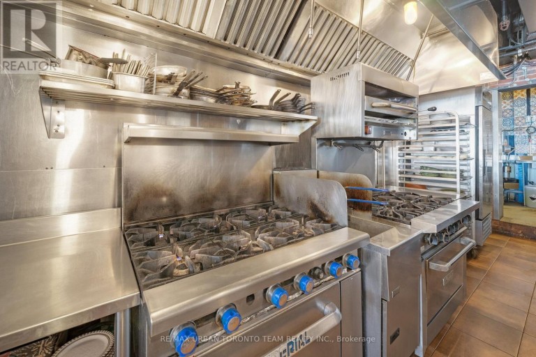 162 DANFORTH AVENUE, Toronto (North Riverdale), Ontario, M4K1N2