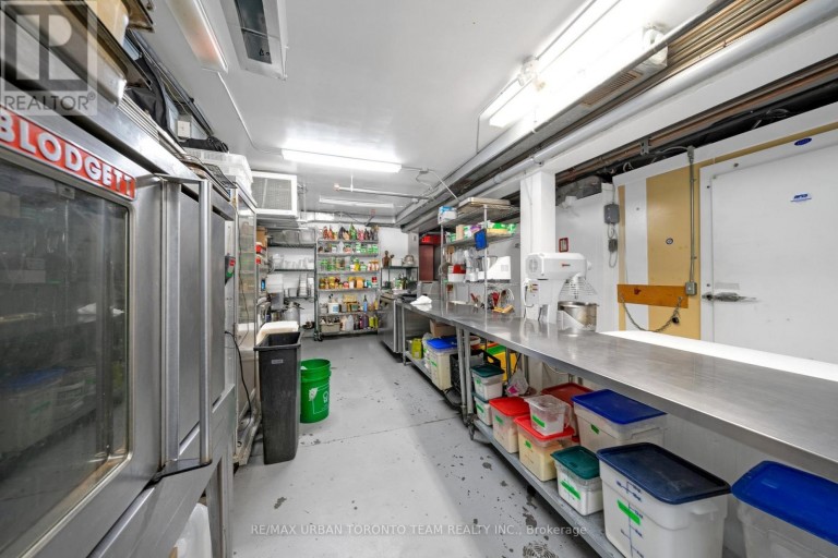 162 DANFORTH AVENUE, Toronto (North Riverdale), Ontario, M4K1N2