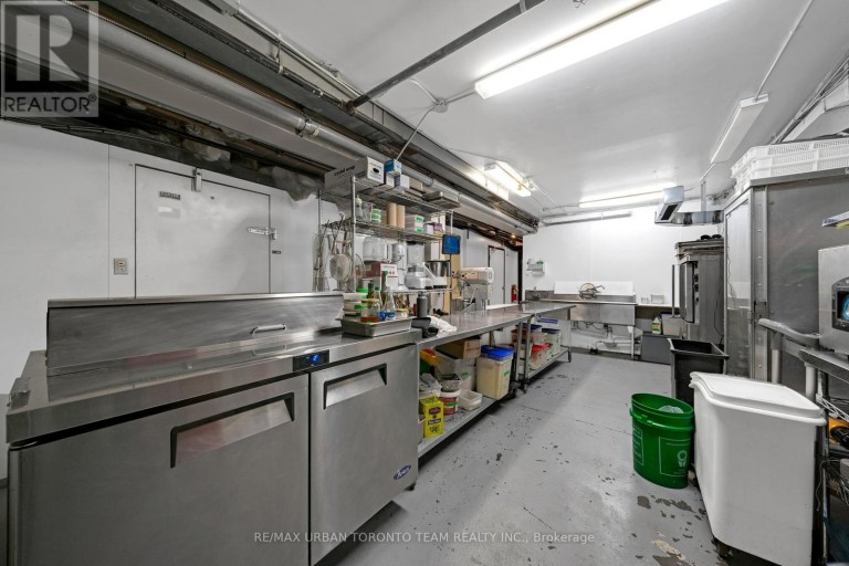 162 DANFORTH AVENUE, Toronto (North Riverdale), Ontario, M4K1N2
