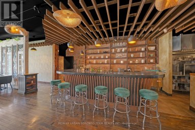 162 DANFORTH AVENUE Toronto (North Riverdale) Ontario photo 8