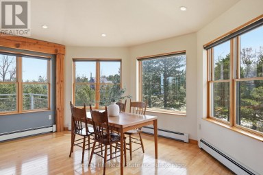 295 LAKESHORE ROAD N Meaford Ontario photo 10