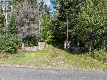 1961 IRONDALE ROAD Highlands East (Glamorgan) Ontario photo 7