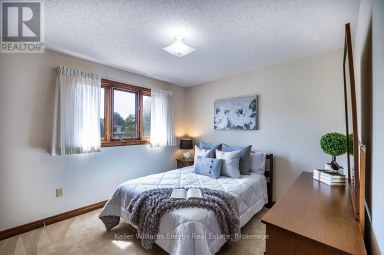75 WAVERLY STREET N Oshawa (McLaughlin) Ontario photo 35