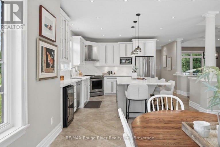 26 HANOVER COURT, Whitby (Lynde Creek), Ontario, L1N7J2
