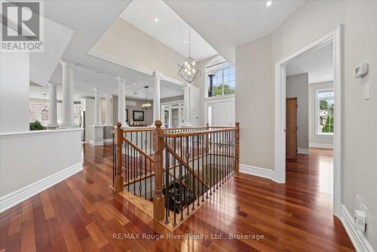 26 HANOVER COURT, Whitby (Lynde Creek), Ontario, L1N7J2