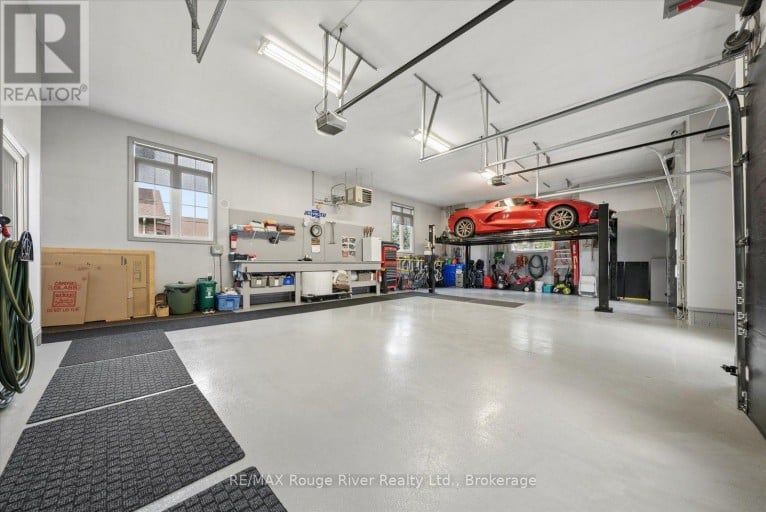 26 HANOVER COURT, Whitby (Lynde Creek), Ontario, L1N7J2