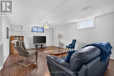 867 MILLHAVEN ROAD, Loyalist (Lennox And Addington - South) Ontario