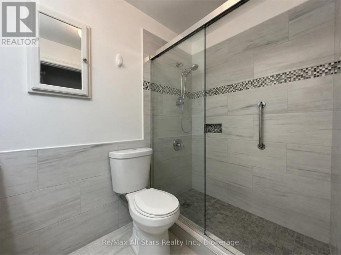 101 - 15 CLIFTON STREET, Kawartha Lakes (Fenelon Falls), Ontario, K0M1N0