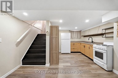 17 BURTON STREET Belleville (Belleville Ward) Ontario photo 19