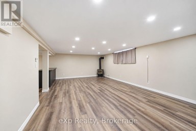 17 BURTON STREET Belleville (Belleville Ward) Ontario photo 21