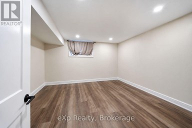 17 BURTON STREET Belleville (Belleville Ward) Ontario photo 24