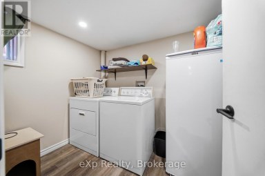 17 BURTON STREET Belleville (Belleville Ward) Ontario photo 29