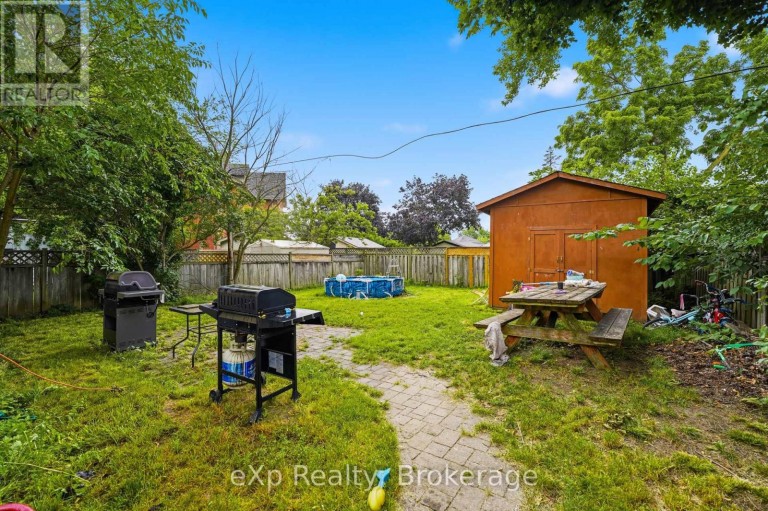 17 BURTON STREET, Belleville (Belleville Ward), Ontario, K8P1E5
