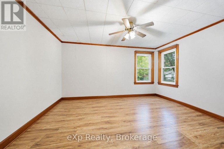 17 BURTON STREET, Belleville (Belleville Ward), Ontario, K8P1E5
