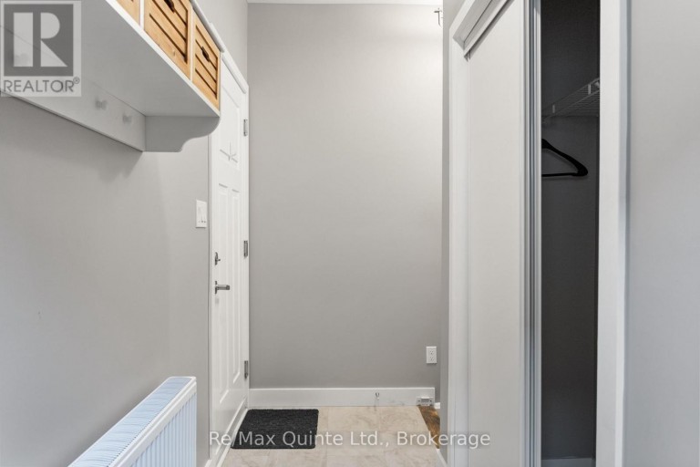 B - 103 DEWAL PLACE, Belleville (Belleville Ward), Ontario, K8P0H3