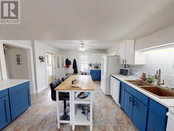 83 COLLEGE STREET Deseronto (Deseronto (Town)) Ontario photo 11