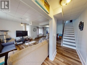 83 COLLEGE STREET Deseronto (Deseronto (Town)) Ontario photo 3