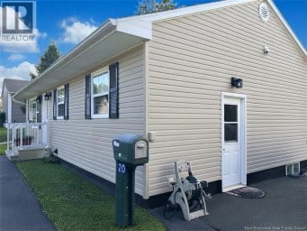 20 Marven Street Miramichi New Brunswick photo 3