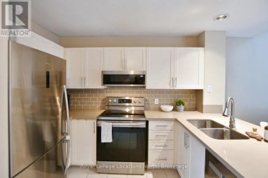 176 - 49 TROTT BOULEVARD Collingwood Ontario photo 11