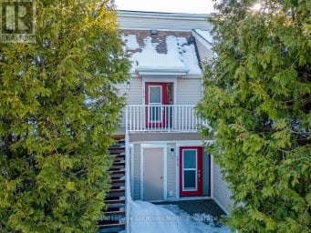 176 - 49 TROTT BOULEVARD Collingwood Ontario photo 2