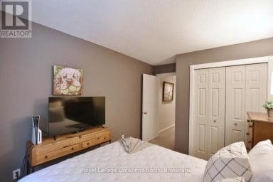 176 - 49 TROTT BOULEVARD Collingwood Ontario photo 27