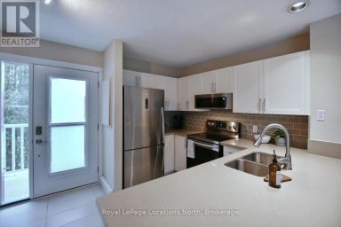 176 - 49 TROTT BOULEVARD Collingwood Ontario photo 7