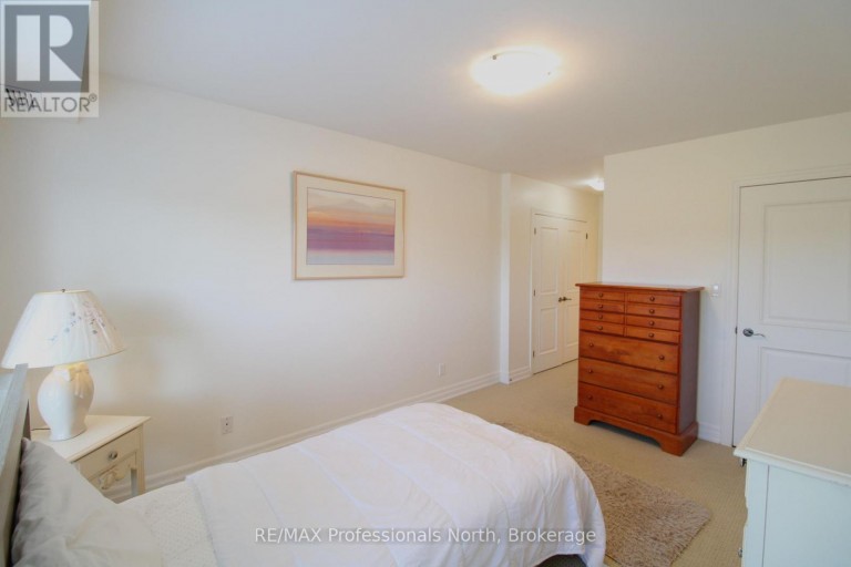 402 - 26 DAIRY LANE, Huntsville, Ontario, P1H0A4