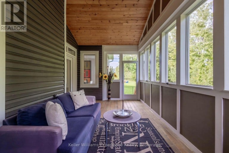 38 DYER CRESCENT, Bracebridge (Macaulay), Ontario, P1L0N4