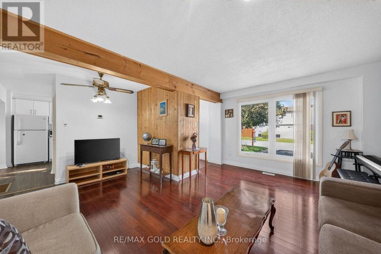 10 JEFFREY STREET, Brampton (Northgate), Ontario, L6S2M9